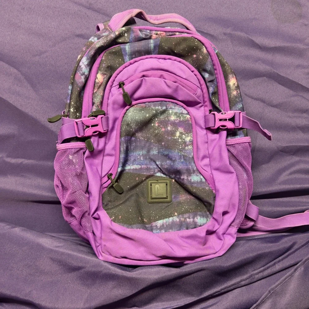 Purple Galaxy Print Backpack Front Pocket‎ Mesh Sides Adjustable Straps School